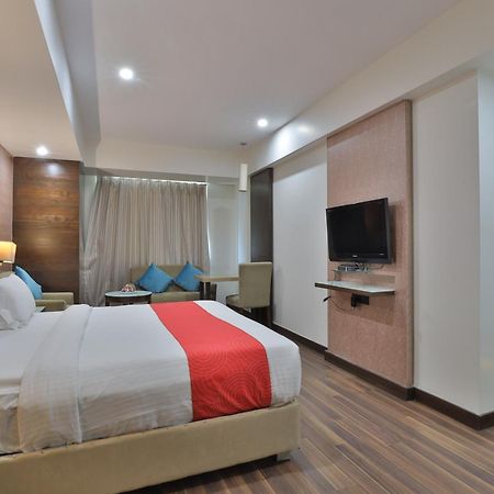 Krios Hotel - Near Sg Highway, Ahmedabad Ngoại thất bức ảnh