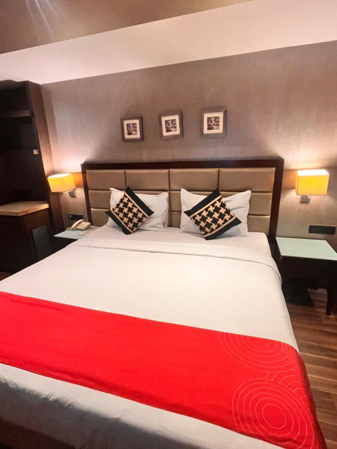 Krios Hotel - Near Sg Highway, Ahmedabad Ngoại thất bức ảnh