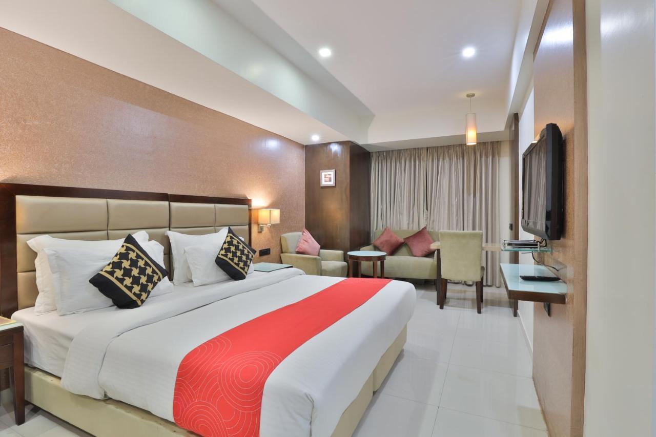 Krios Hotel - Near Sg Highway, Ahmedabad Ngoại thất bức ảnh