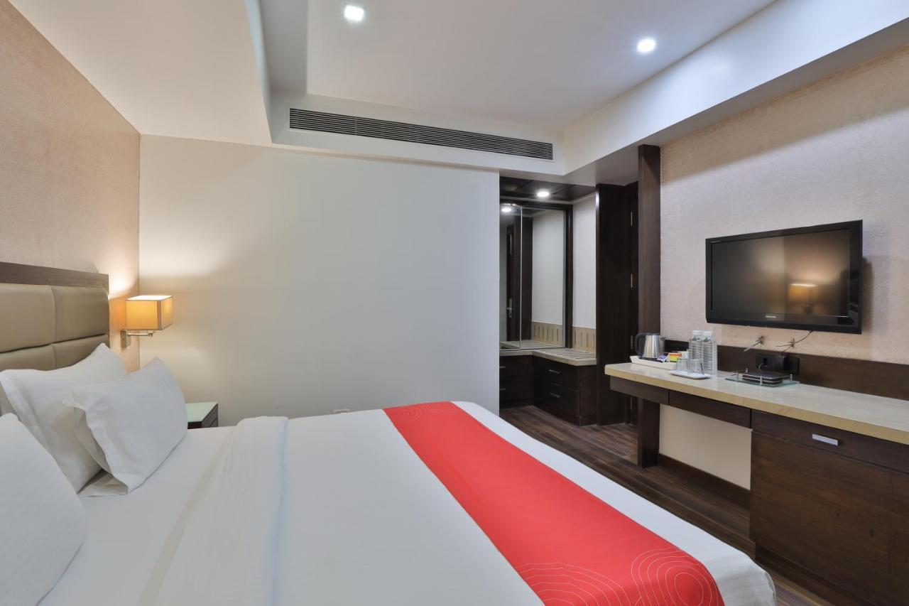 Krios Hotel - Near Sg Highway, Ahmedabad Ngoại thất bức ảnh