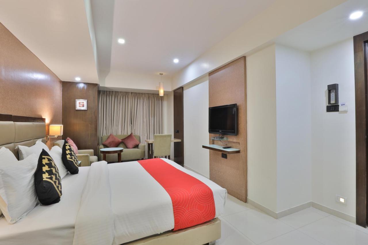 Krios Hotel - Near Sg Highway, Ahmedabad Ngoại thất bức ảnh